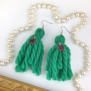 ✨3/20 STAR TASSEL CHARM EARRINGS